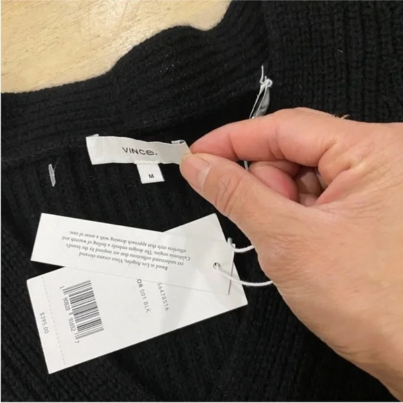 Vince V-neck cashmere and wool sweater NEW